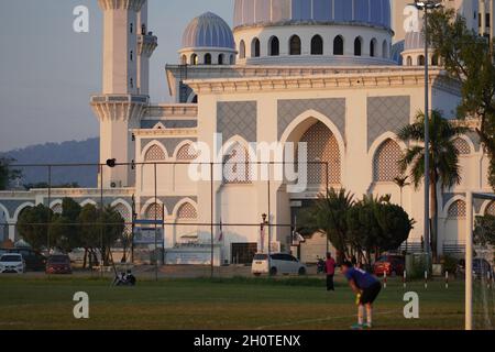 Gros plan de la plus grande mosquée de Kuantan Pahang Masjid Sultan Ahmad Shah Banque D'Images