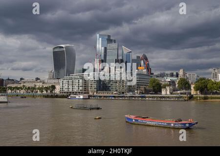 Ville de Londres et de la Tamise par une journée nuageux.Londres, Royaume-Uni.17 septembre 2021. Banque D'Images
