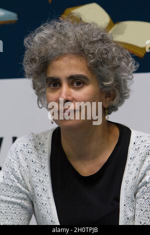 Turin, Italie.14 octobre 2021.L'auteur palestinien et essayiste Adania Shibli (عدنية شبلي) est invité de 2021 Torino Book Fair.Credit: Marco Destefanis/Alamy Live News Banque D'Images