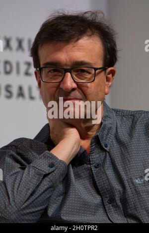 Turin, Italie.14 octobre 2021.L'écrivain et professeur espagnol Javier Cercas est invité de 2021 Torino Book Fair.Credit: Marco Destefanis/Alamy Live News Banque D'Images