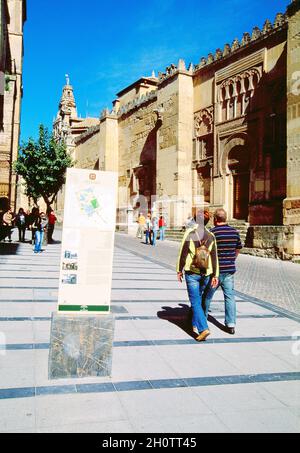 Rue près de la mosquée.Cordoue, Espagne. Banque D'Images