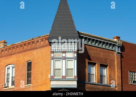 Ancien bâtiment dans la ville du Midwest.Aurora, Illinois, États-Unis Banque D'Images