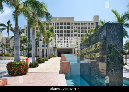 Entrée au Royal Sands par Royal Resorts à Cancun, Mexique, 2021 Banque D'Images