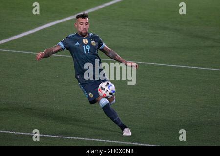 Buenos Aires, Buenos Aires, Argentine.14 octobre 2021.BUENOS AIRES, ARGENTINE - OCTOBRE 14: Le défenseur argentin #19 Nicolás Otamendi lors d'un match entre l'Argentine et le Pérou dans le cadre des qualificatifs sud-américains pour le Qatar 2022 au stade Monumental de nuñez, le 14 octobre 2021 à Buenos Aires, en Argentine.(Credit image: © Florencia Tan Jun/PX Imagens via ZUMA Press Wire) Credit: ZUMA Press, Inc./Alamy Live News Banque D'Images