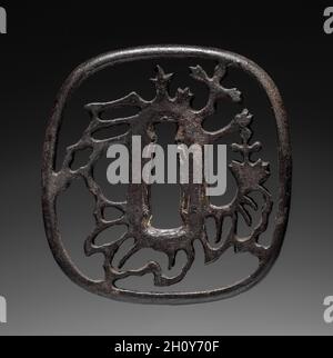 Sword Guard, 1615-1868. Le Japon, la période Edo (1615-1868). Fer à repasser ; diamètre : 7 cm (2 3/4 in.). Banque D'Images