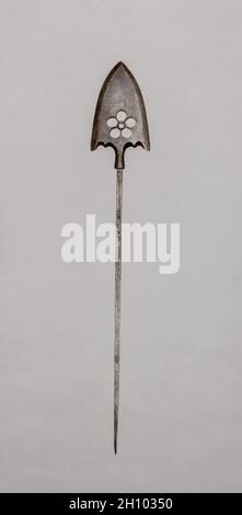 Tête de flèche, 1600s.Japon, période Edo (1615-1868).Fer; hors tout: 28.6 cm (11 1/4 po). Banque D'Images