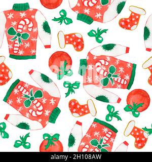 Motif aquarelle sans couture dessiné à la main avec pull de Noël laid.Rouge vert traditionnel couleurs pour le nouvel an fond de célébration avec des cannes Holly cookies ornements.Design rétro brillant pour papier d'emballage textile Banque D'Images