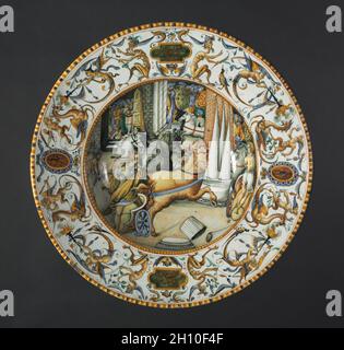 Chargeur représentant une course de Chariot, c.1575. Cercle de la famille Fontana (italien).Faïence émaillée (maiolica); diamètre: 8.6 x 45.7 cm (3 3/8 x 18 po). Banque D'Images