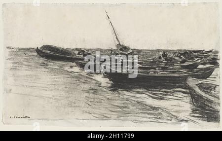 Bateaux de pêche sur la plage à Étretat, août 1865.Léon Augustin Lhermitte (français, 1844-1925).Charbon de bois (trébuchement); feuille: 28.4 x 49.1 cm (11 3/16 x 19 5/16 in.). Banque D'Images