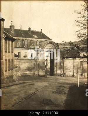 Porte de Sèvres, l'usine c. 1852. Louis-Rémy Robert (Français, 1811-1882). Négatif papier ciré ; image : 32,7 x 26,2 cm (12 7/8 x 10 5/16 in.). Banque D'Images