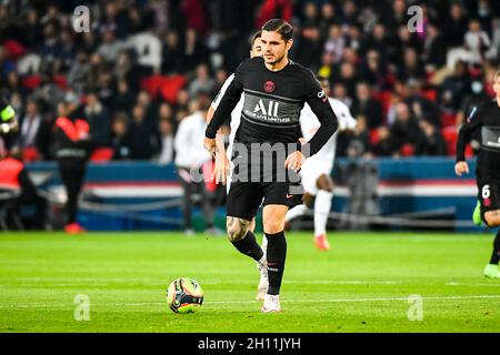 Paris, France.15 octobre 2021.PARIJS, FRANCE - OCTOBRE 15: Mauro Icardi de Paris Saint-Germain lors du match de la Ligue française 1 entre Paris Saint-Germain et Angers au Parc des Princes le 15 octobre 2021 à Parijs, France (photo de Matthieu Mirville/Orange Pictures) Credit: Orange pics BV/Alay Live News Banque D'Images