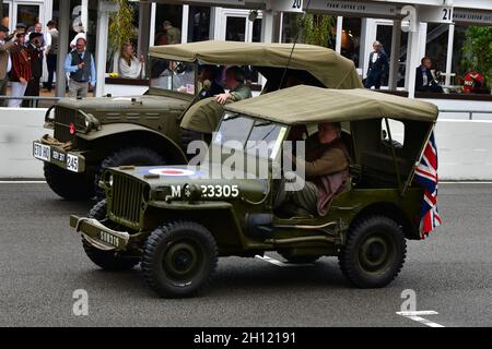 Willys Jeep, Victory Parade, Goodwood Revival 2021, Goodwood, Chichester,West Sussex, Angleterre, septembre 2021. Banque D'Images