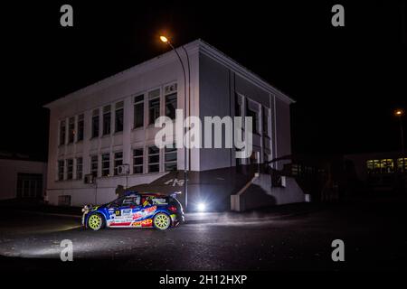 Chateauroux, France.15 octobre 2021.17 ROUSSEL Frédéric, COULOMBEL Antoine, Citroën DS3 R5, action pendant la finale coupe de France des Ralyes 2021 Châteauroux Centre Métropole Val-de-Loire, du 15 au 16 octobre à Châteauroux, France - photo Bastien Roux / DPPI crédit: DPPI Media/Alamy Live News Banque D'Images