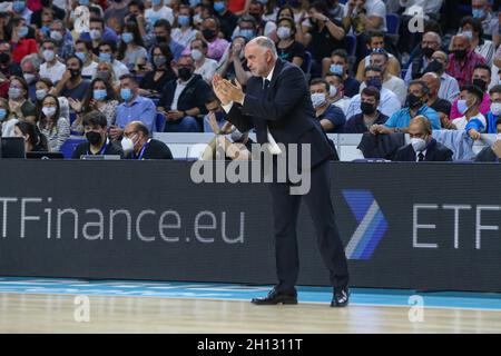 Madrid, Espagne.15 octobre 2021.Turkish Airlines EuroLeague Basketball; Real Madrid versus Panathinaikos OPAP Athènes; Pablo Laso (entraîneur pour Real Madrid Baloncesto) crédit: Action plus Sports/Alay Live News Banque D'Images