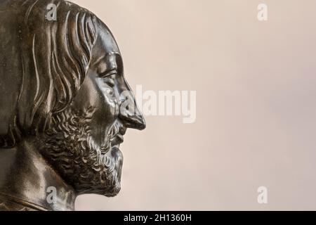 FRANCE - VALLÉE DE LA LOIRE - LOIR ET CHER (41) - CHÂTEAU DE CHAMBORD : DANS LA GALERIE RENAISSANCE DU PREMIER ÉTAGE, PORTRAIT SCULPTÉ DU ROI FRANÇOIS IER (149 Banque D'Images