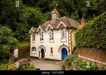 Royaume-Uni, Angleterre, Worcestershire, Malvern Wells, Jubilee Hill,Holy Well, source de Holywell Water Company Banque D'Images