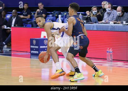 Levallois, France.15 octobre 2021.David MICHINEAU (6) de Boulogne-Levallois lors du championnat français, BetClic Elite Basketball match entre Metropolitans 92 et BCM Gravelines-Dunkerque le 15 octobre 2021 au Palais des Sports Marcel Cerdan à Levallois, France - photo Ann-Dee Lamour / CDP MEDIA / DPPI crédit: DPPI Media/Alay Live News Banque D'Images