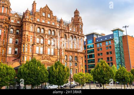 Le Midland Hotel de Manchester est un bâtiment baroque édouardien très décoratif, ouvert depuis septembre 1903. Banque D'Images