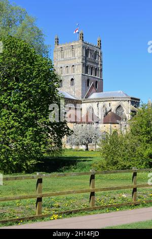 L'église abbatiale de Sainte-Marie-la-Vierge, Tewkesbury, communément connue sous le nom d'abbaye de Tewkesbury. Banque D'Images