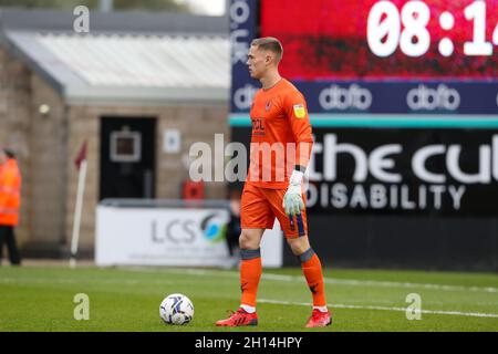 NORTHAMPTON, ROYAUME-UNI.16 OCTOBRE le gardien de la ville de Mansfield Nathan Bishop pendant la première moitié du match Sky Bet League 2 entre Northampton Town et Mansfield Town au PTS Academy Stadium, Northampton le samedi 16 octobre 2021.(Credit: John Cripps | MI News) Credit: MI News & Sport /Alay Live News Banque D'Images