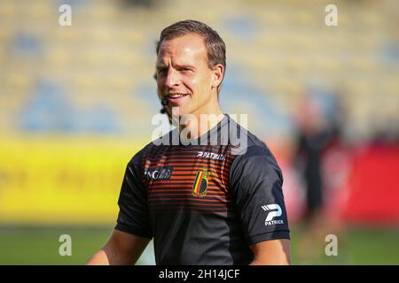 Bruxelles, Belgique.16 octobre 2021.BRUXELLES, BELGIQUE - OCTOBRE 16: Arbitre Nathan Verboomen lors du match Jupiler Pro League entre Royale Union Saint Gilliose et RFC Seraing chez Joseph Marienstadion le 16 octobre 2021 à Brussel, Belgique (photo de Perry van de Leuvert/Orange Pictures) crédit: Orange pics/Alay BV Live News Banque D'Images