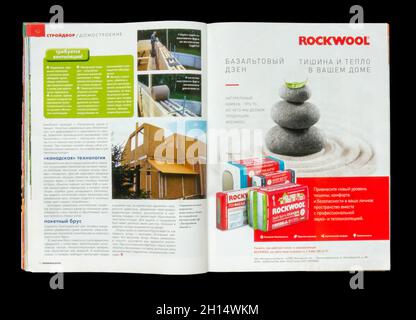 The Inside of Russian magazine 'Lyubimaya datcha', septembre 2016. Banque D'Images