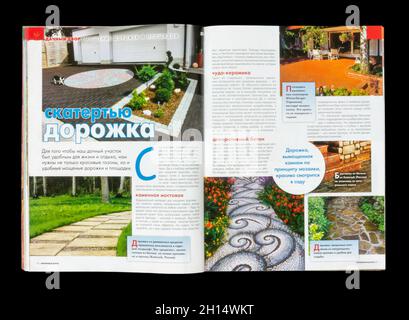 The Inside of Russian magazine 'Lyubimaya datcha', septembre 2016. Banque D'Images