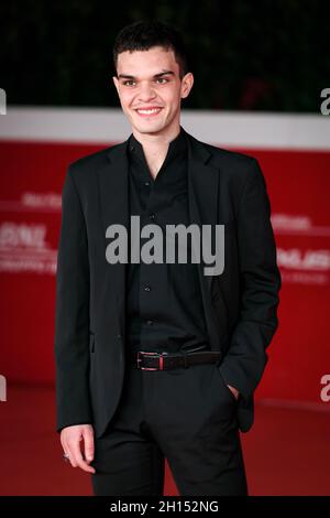 Rome, Italie.15 octobre 2021.Rome, Italie - 15 octobre 2021 : défilés de Fuori sur le tapis rouge du film l'Arminuta, au Festival du film de Rome, Auditorium Parco della Musica.(Photo de Gennaro Leonardi/Pacific Press/Sipa USA) crédit: SIPA USA/Alay Live News Banque D'Images