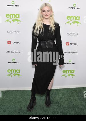 Los Angeles, États-Unis.16 octobre 2021.Harlow Jane arrive au Gala 2021 des prix de l'Association des médias environnementaux (EMA) qui s'est tenu à la boîte de vitesses LA à Van Nuys, CA, le samedi 16 octobre 2021.(Photo par Sthanlee B. Mirador/Sipa USA) crédit: SIPA USA/Alay Live News Banque D'Images
