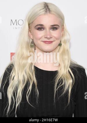 Los Angeles, États-Unis.16 octobre 2021.Harlow Jane arrive au Gala 2021 des prix de l'Association des médias environnementaux (EMA) qui s'est tenu à la boîte de vitesses LA à Van Nuys, CA, le samedi 16 octobre 2021.(Photo par Sthanlee B. Mirador/Sipa USA) crédit: SIPA USA/Alay Live News Banque D'Images