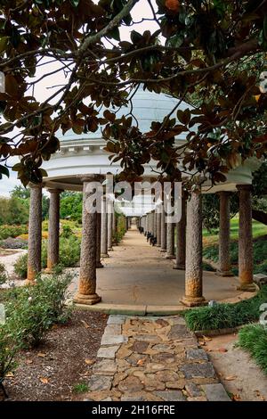 La pergola du jardin italien du domaine de Maymont, Richmond, va. Banque D'Images