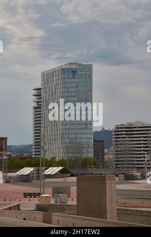 Tour zéro diagonal, siège du Groupe Telefonica à Barcelone, Catalogne, Espagne Banque D'Images