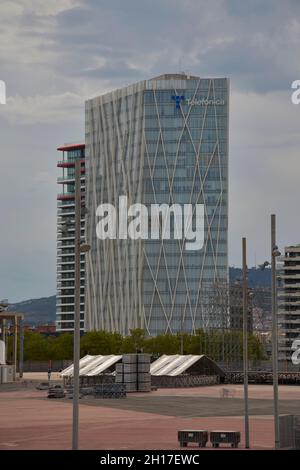 Tour zéro diagonal, siège du Groupe Telefonica à Barcelone, Catalogne, Espagne Banque D'Images