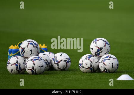 EFL Sky Bet Championship Puma Match ball Banque D'Images