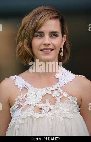 Emma Watson arrive pour la première cérémonie de remise des prix Earthshot au Palais Alexandra de Londres.Date de la photo: Dimanche 17 octobre 2021. Banque D'Images