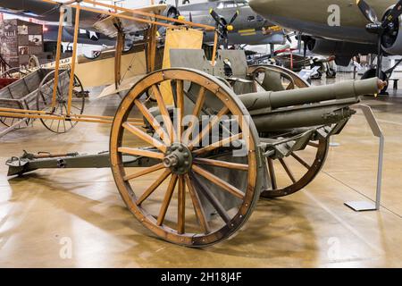 Un modèle américain de canon artillaire de 1905 3', utilisé pendant la première Guerre mondiale. Il a tiré et une coquille de 15 livres jusqu'à une portée de 8,500 yards. Banque D'Images