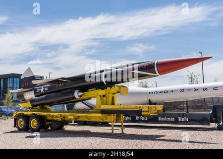 Un Boeing CIM-10 Bomark supersonique missile antiaérien de surface à air à longue portée au Hill Aerospace Museum. Banque D'Images