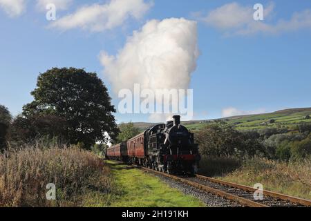 La visite au départ de Mid Hants, 41312 part d'Irwell Vale sur 15.10.21 lors du gala des East Lancs. Banque D'Images