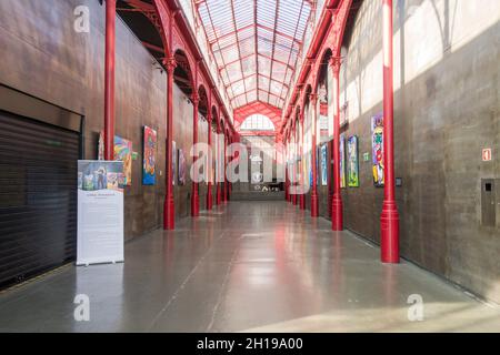 L'ancien marché de Ferreira Borges, Mercado Ferreira Borges, aujourd'hui discothèque et restaurant, Porto, Portugal Banque D'Images