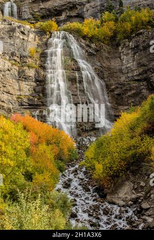 Automne - Bridal Veil Falls à Provo Canyon - Utah Banque D'Images