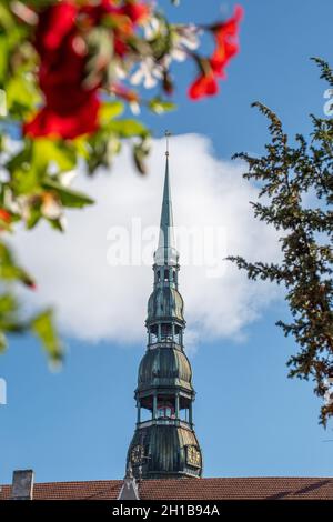 Église Saint-Pierre, Église luthérienne de Riga, capitale de la Lettonie, dédiée à Saint-Pierre.C'est une église paroissiale de l'Église évangélique luthérienne Banque D'Images