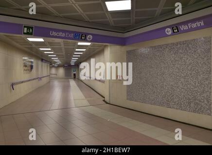 Station de métro Monumentale à Milan.Monumentale est une station de métro de la ligne 5, appelée la ligne Lilla. Banque D'Images