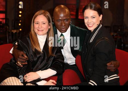 Julia Jentsch, Papis Loveday, Paula Beer, Koelner Treff (Folge 533), WDR Studio BS2, Koeln, 07.02.2020 Banque D'Images