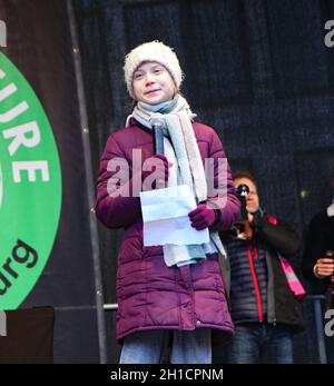 Vendredi pour l'avenir - Greta Thunberg, activiste climatique suédois, assiste à une manifestation à Hambourg, Allemagne, le 21 février 2020 Banque D'Images