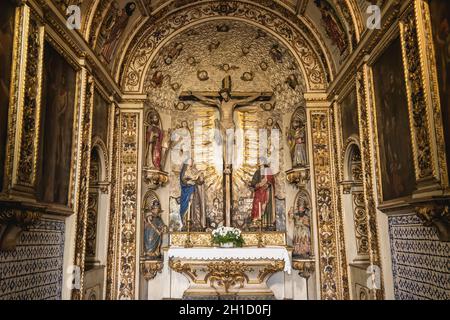 Esposende, Portugal - 21 février 2020: Détail architectural de l'intérieur de la Chapelle du Seigneur des Mareantes (Capela do Senhor dos Mareant Banque D'Images