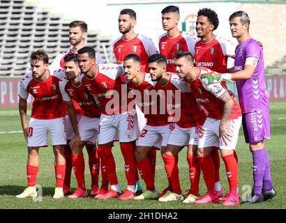 LAVRADIO, PORTUGAL - OCTOBRE 16: Groupe d'équipe de SC Braga ,de la gauche vers le haut :Mario Gonzalez ,Vitor Tormena ,Bruno Rodrigues ,Lucas Mineiro ,Tiago sa ,Andre Horta ,Francisco Moura ,Galeno ,Chiquinho ,Yan Couto et Iuri Medeiros ,Posez pendant le match de la coupe portugaise entre UFC Moitense et SC Braga à l'Estadio Alfredo Da Silva le 17 octobre 2021 à Lavradio, Portugal.(Support MB) Banque D'Images