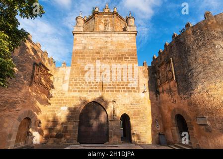 Abbaye de Veruela Real Monasterio de Santa Maria de Veruela, Vera de Moncayo, Zaragoza, Aragon, Espagne . Banque D'Images