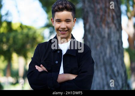 Madrid, Espagne.18 octobre 2021.Le chanteur Levi Diaz pose lors de sa présentation de lui en tant que représentant de l'Espagne pour l'Eurovision Junior 2021 à Madrid.(Photo par Atilano Garcia/SOPA Images/Sipa USA) crédit: SIPA USA/Alay Live News Banque D'Images