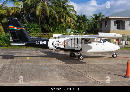 Mahe, Seychelles – 8 février 2020 : avion Zil Air Vulcanair P68C à l'aéroport de Mahe (SEZ) aux Seychelles. Banque D'Images