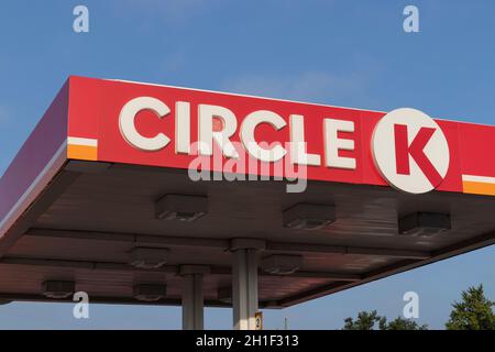 Marion - Circa septembre 2021 : emplacement de la station-service Circle K.Circle K est une filiale d'alimentation couche-tard et est basée au Québec. Banque D'Images